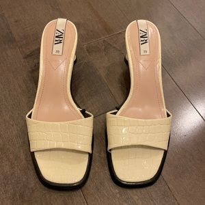 Zara White Alligator Heels